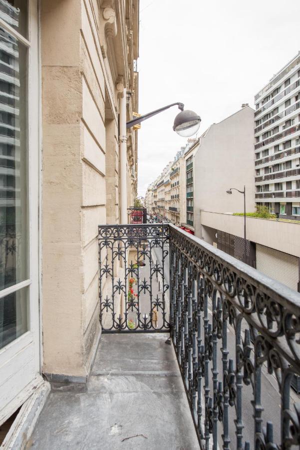 2 Bedroom Appartement Near Tour Eiffel & Trocadero パリ エクステリア 写真